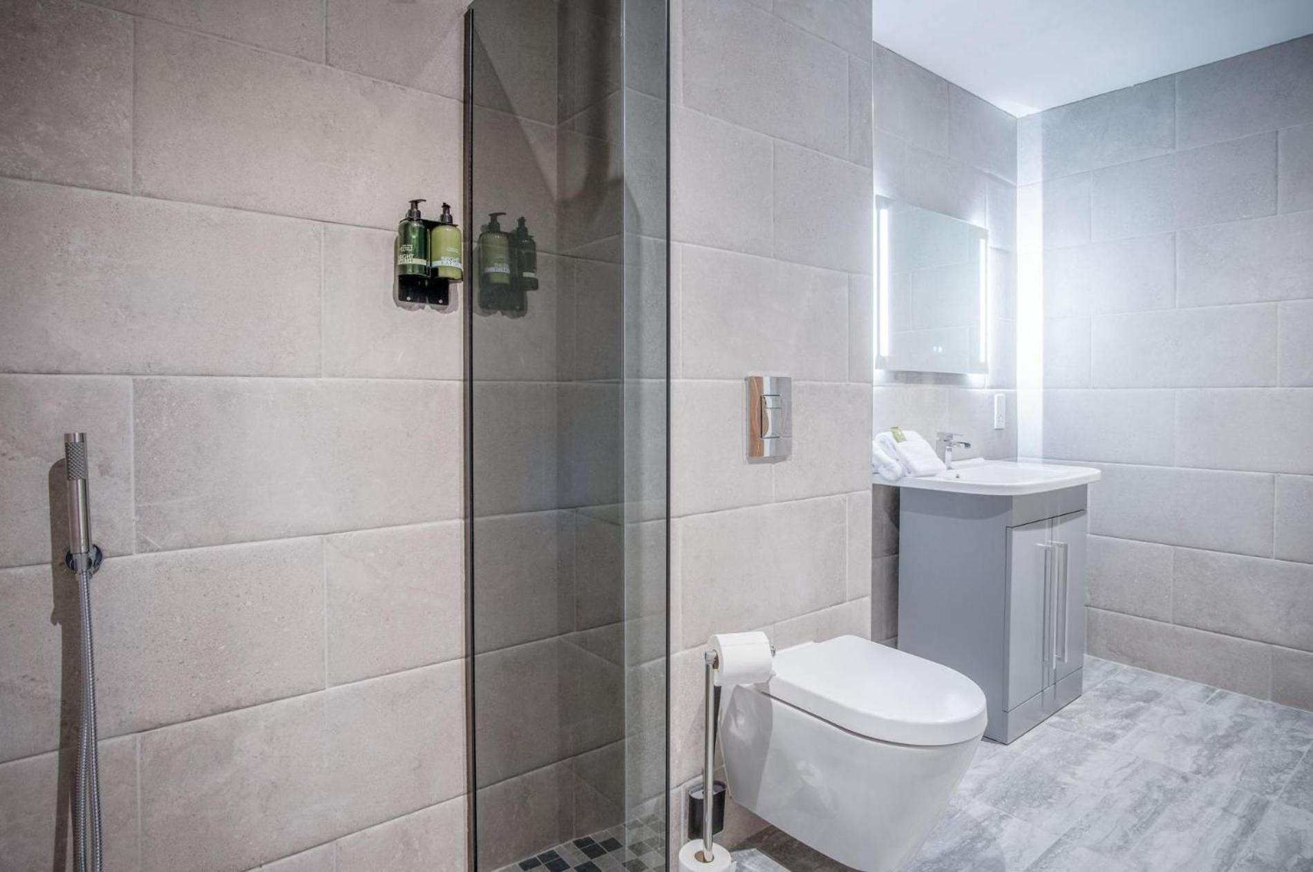 Suite 3 - Sleeping Giant Hotel - Pen Y Cae Inn Brecon Esterno foto