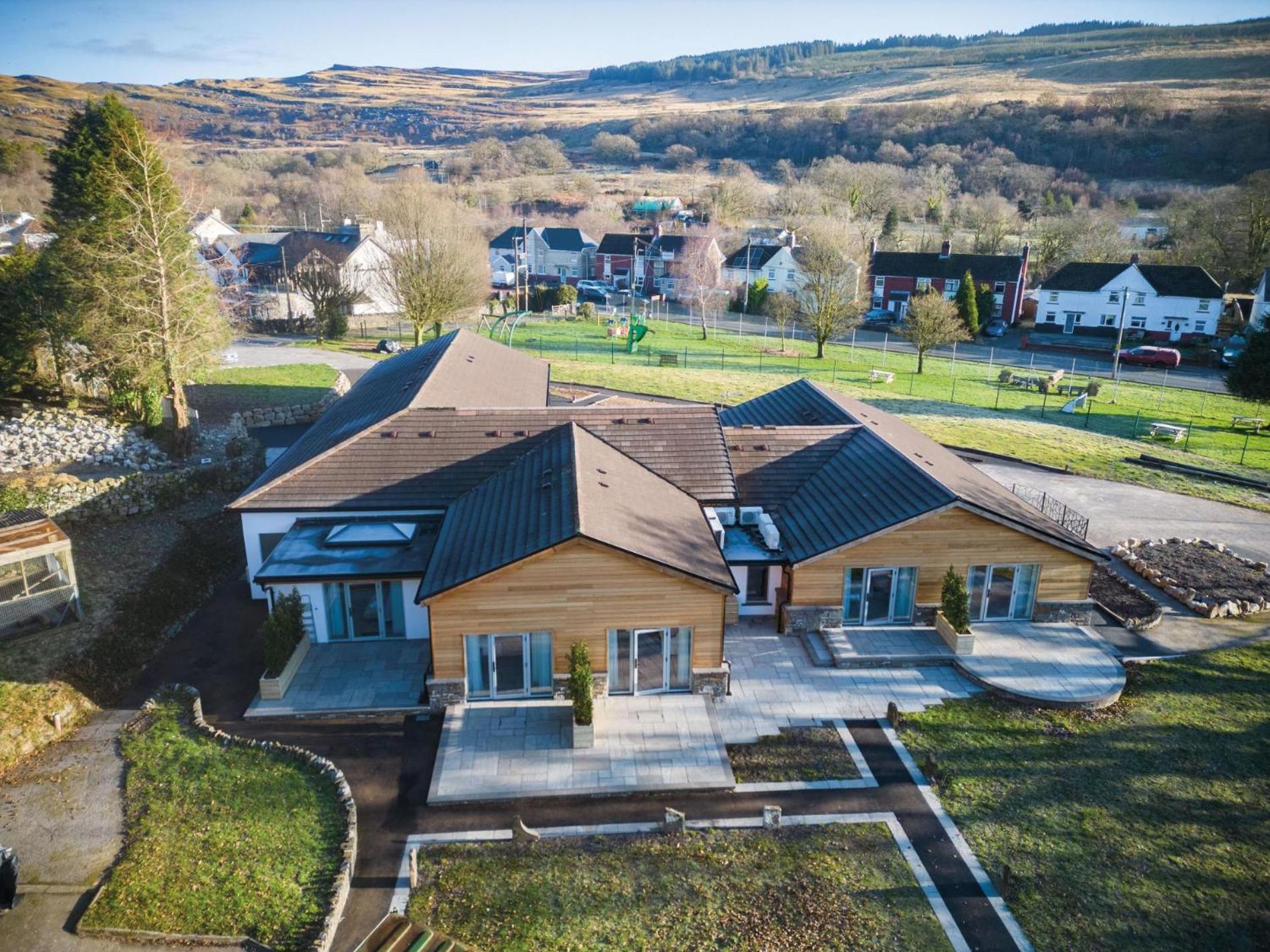 Suite 3 - Sleeping Giant Hotel - Pen Y Cae Inn Brecon Esterno foto